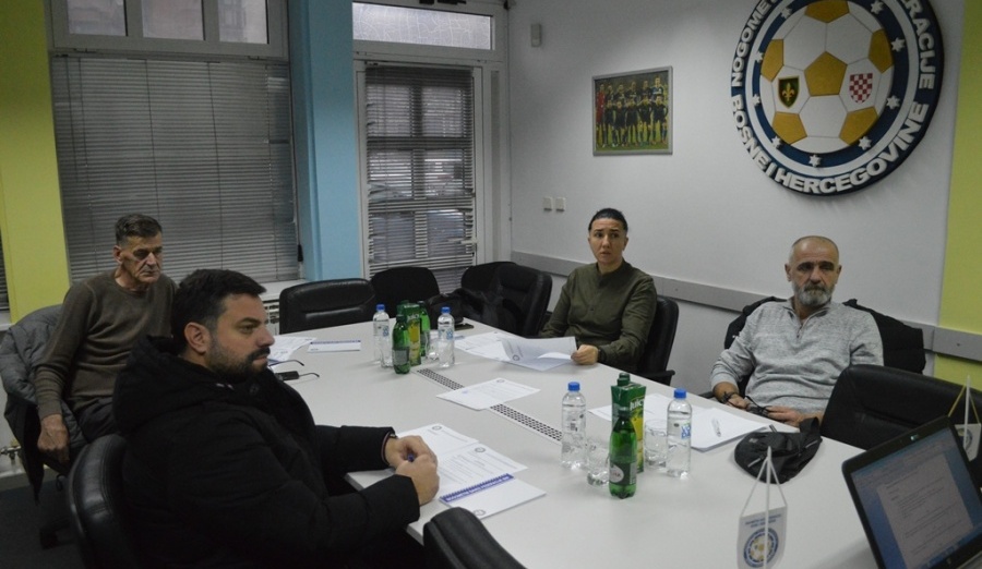 Održana redovna sjednica Komisije za ženski nogomet NS FBiH